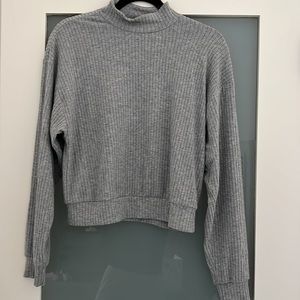 Abound gray ribbed sweater